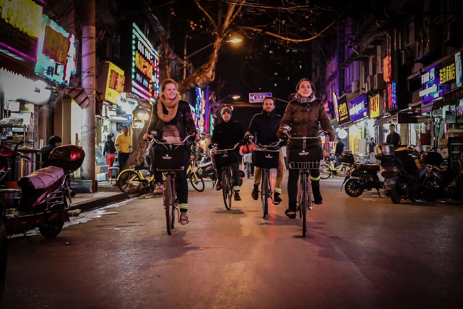 Shanghai by Night Bike Tour