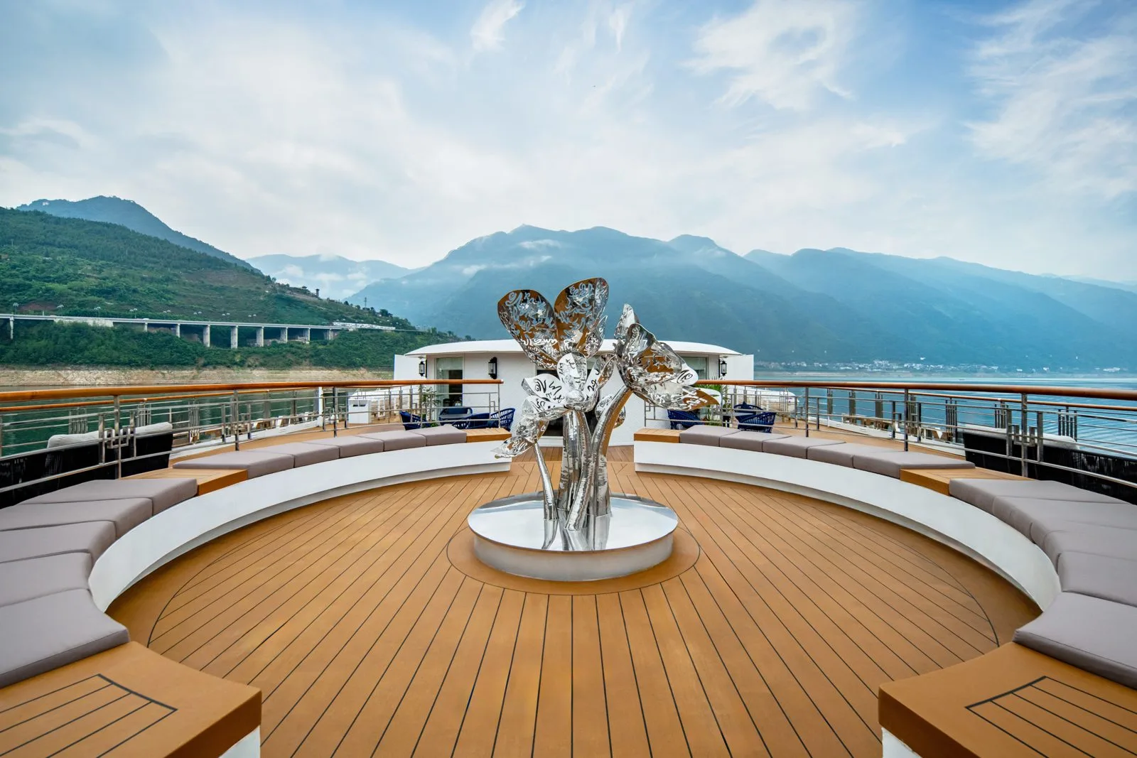 yangtze river cruise yangzi explorer star gazing terrace